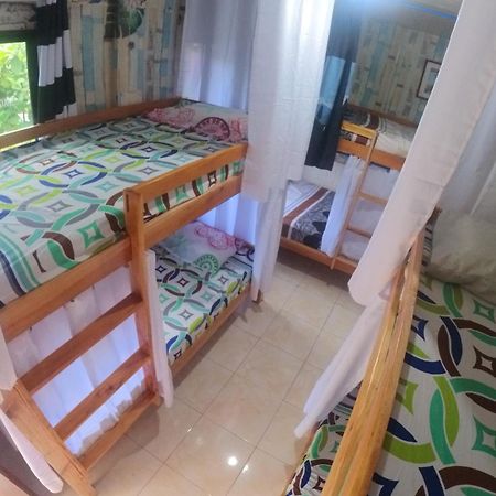 Home Sweetie Homestay & Bunkbeds Moalboal Exteriör bild