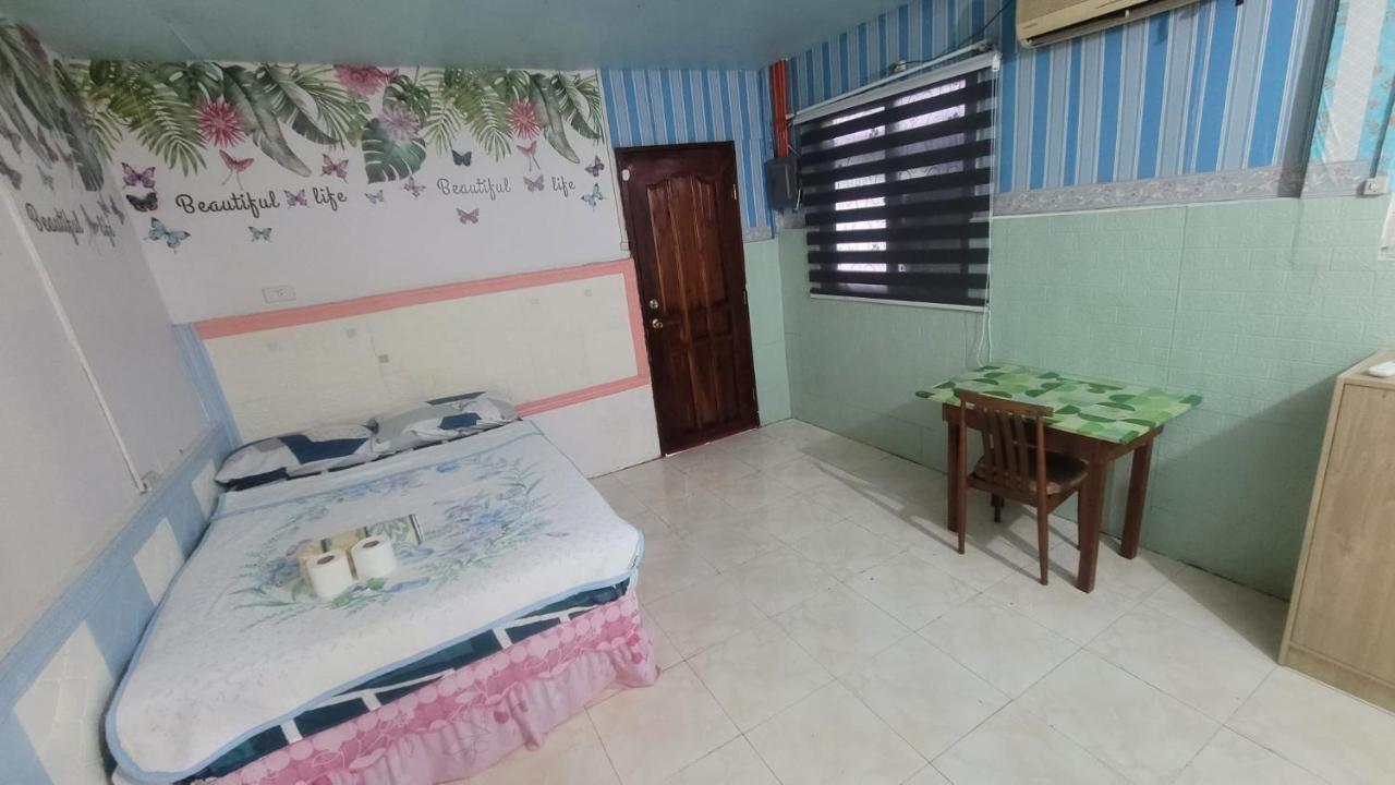 Home Sweetie Homestay & Bunkbeds Moalboal Exteriör bild